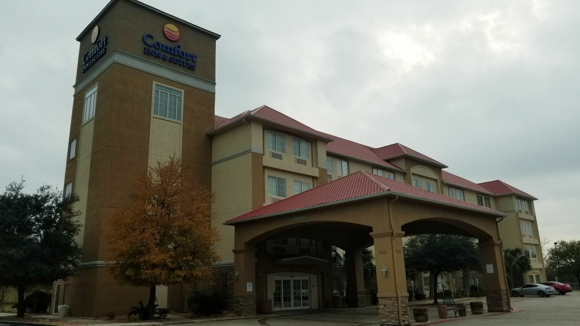 Comfort Inn & Suites Near Six Flags & Medical Center Сан Антонио Екстериор снимка