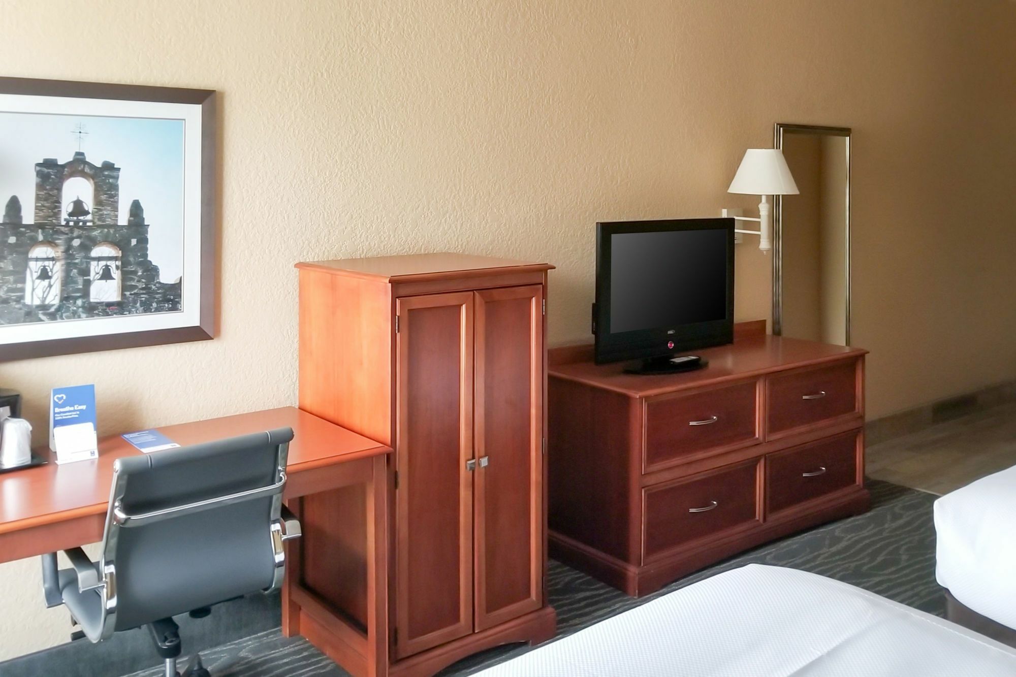 Comfort Inn & Suites Near Six Flags & Medical Center Сан Антонио Екстериор снимка